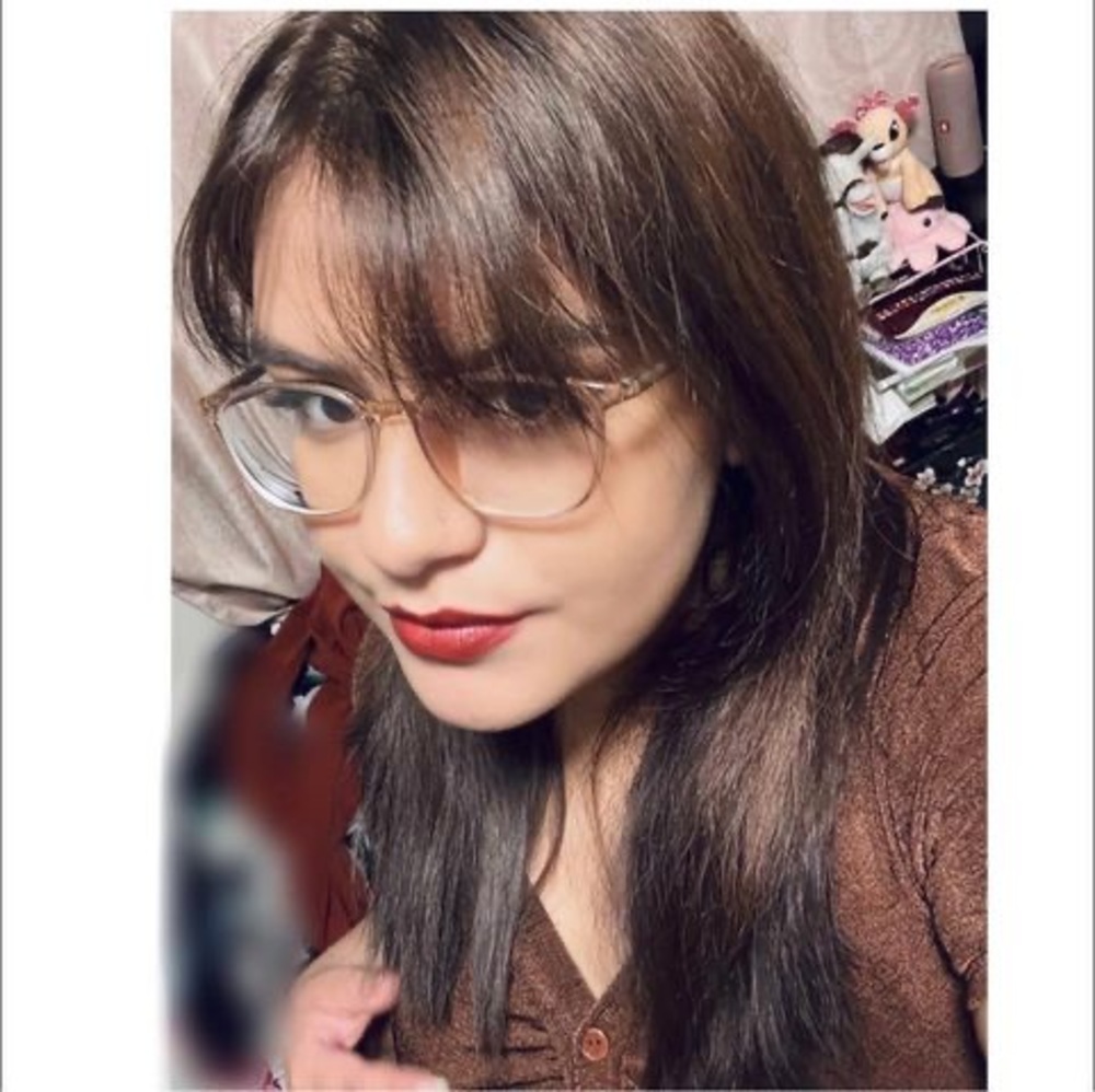 Meet your Posher, Leidy